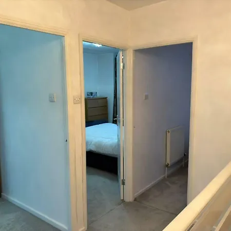 Feriehus Cosy 3bdr With Workspace And Private Garden