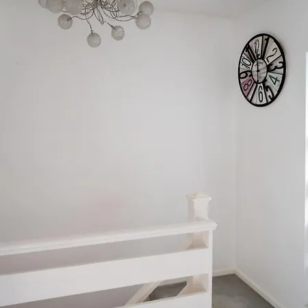 Cosy 3bdr With Workspace And Private Garden *