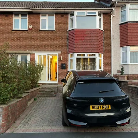 Cosy 3bdr With Workspace And Private Garden Feriehus *