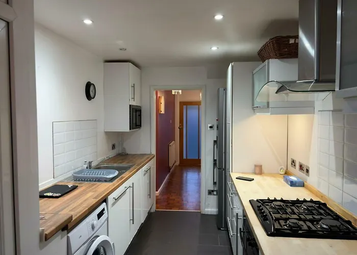 Cosy 3bdr With Workspace And Private Garden Semesterbostad Bristol