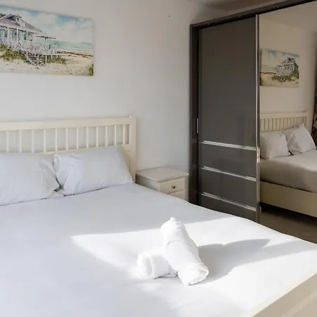 Feriehus Cosy 3bdr With Workspace And Private Garden