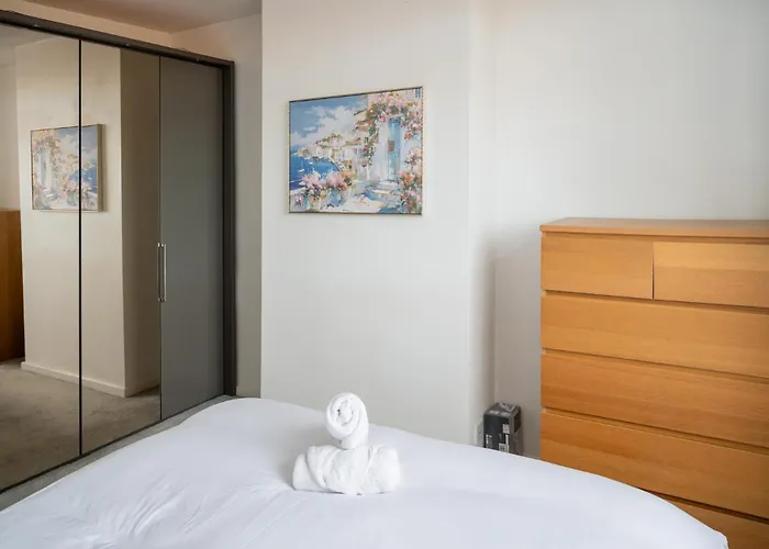 Cosy 3bdr With Workspace And Private Garden Сasa de vacaciones *